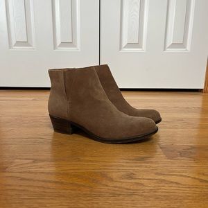 Lucky Brand Tan Booties